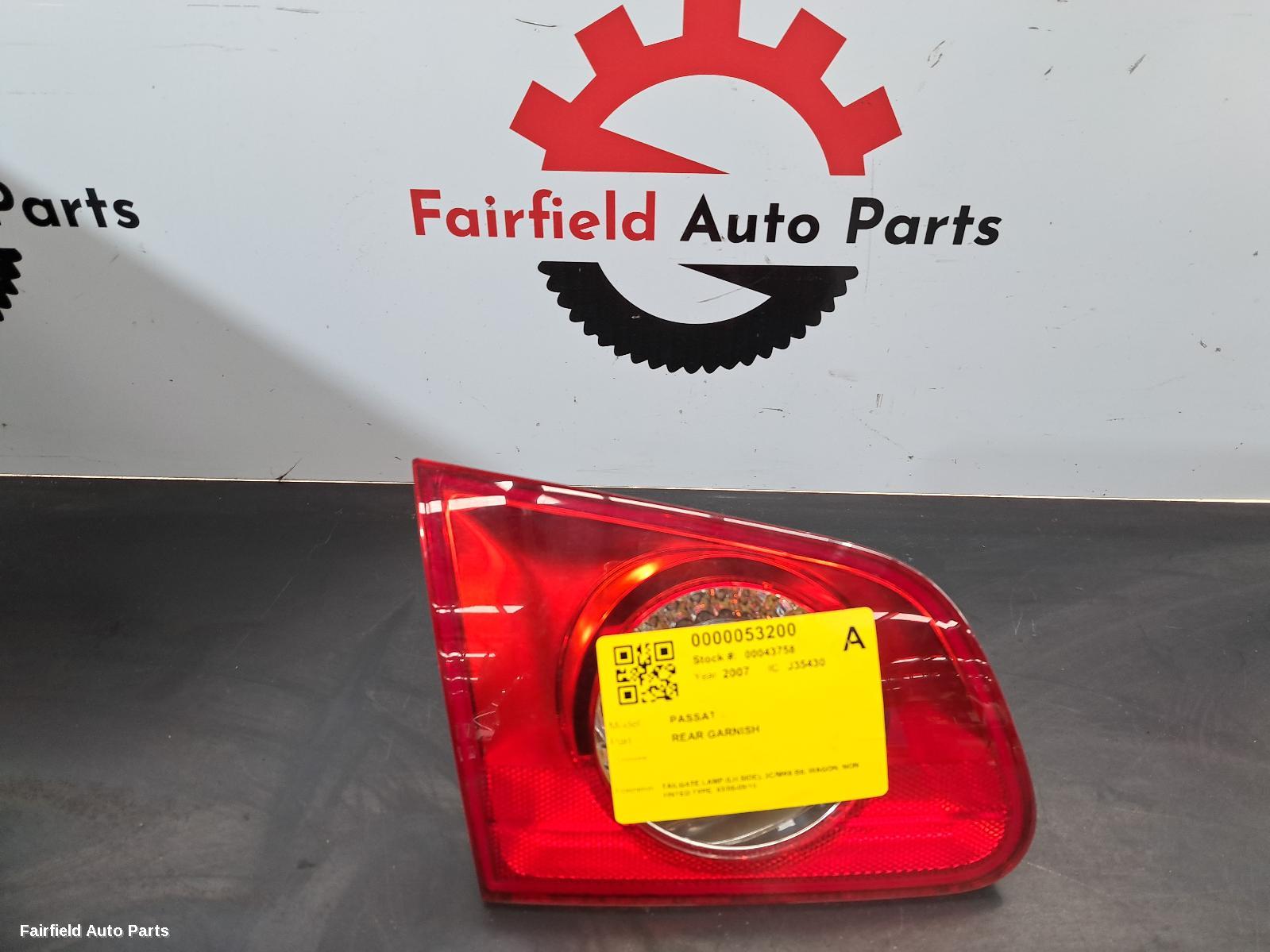 2006-2010 Volkswagen Passat Rear Garnish