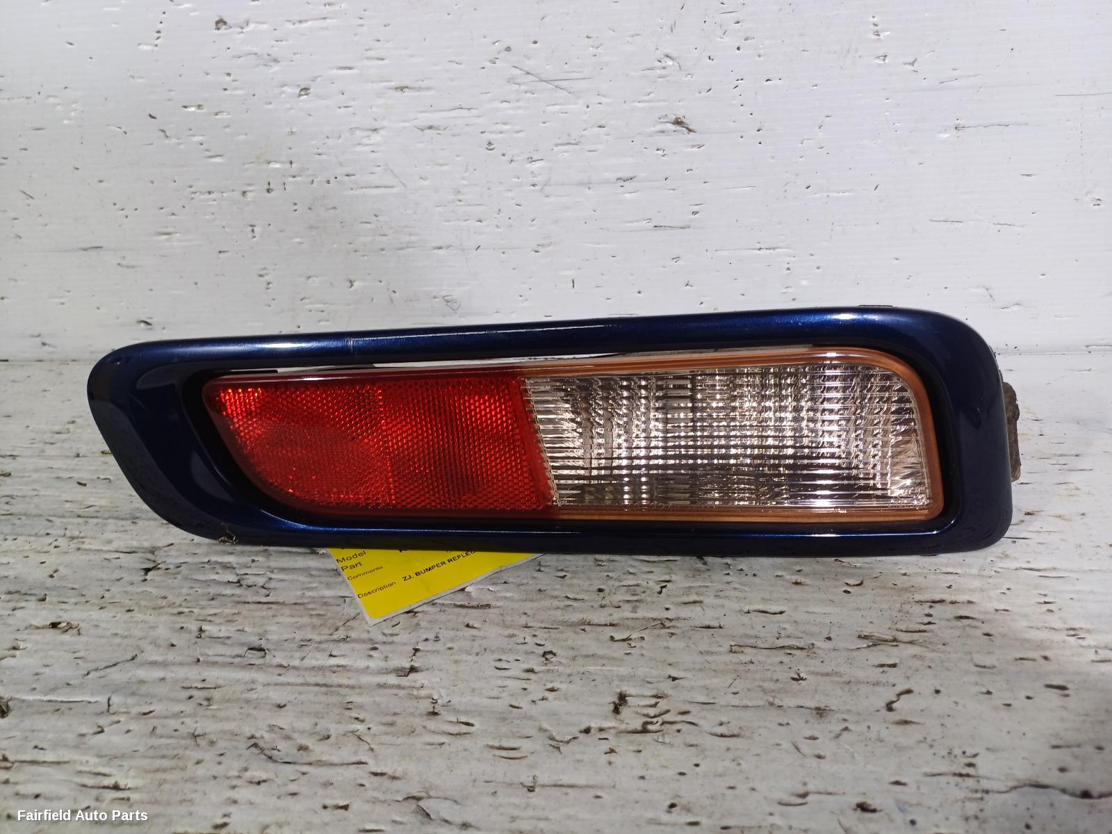 2012-2015 Mitsubishi Outlander Right Taillight