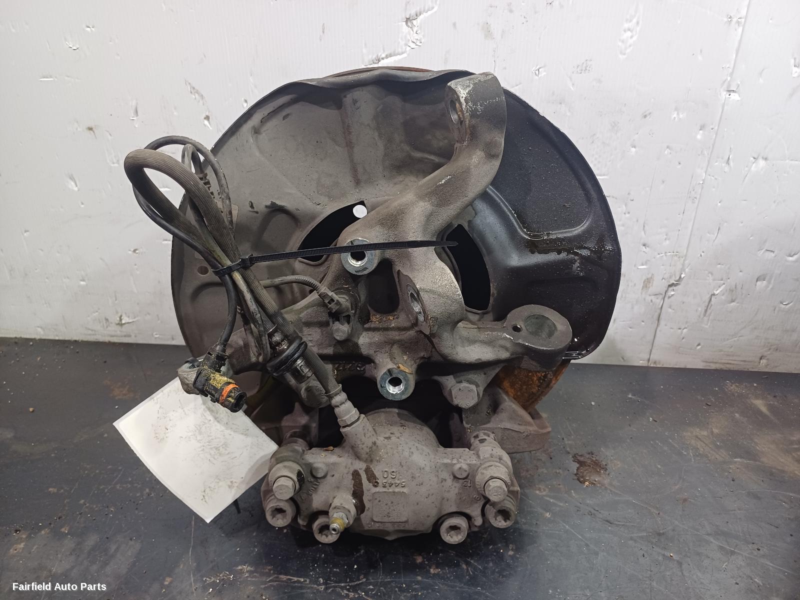 2009-2016 Mercedes E Class Left Front Hub Assembly