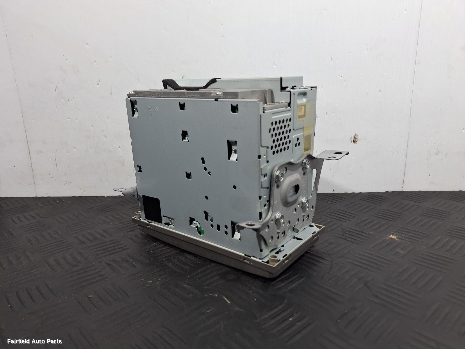 2005-2016 Toyota Yaris Radio Cd Dvd Sat Tv