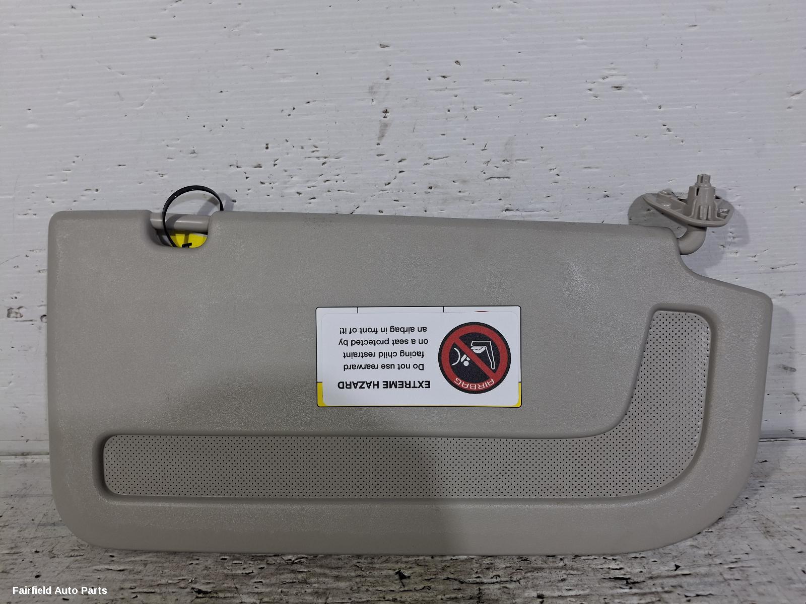 2016-2022 Nissan Serena Sunvisor