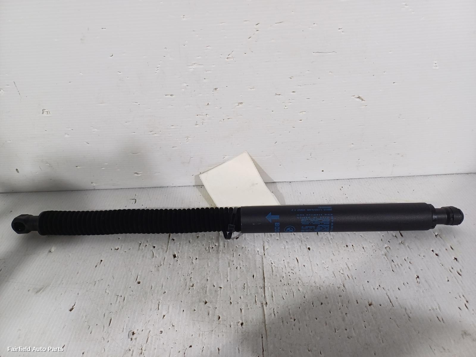 2017-2024 Bmw X3 Hatch Strut