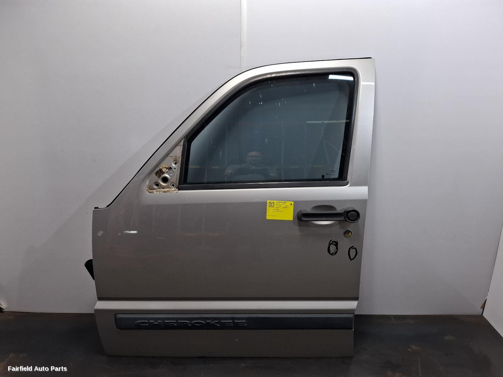 2008-2012 Jeep Cherokee Left Front Door
