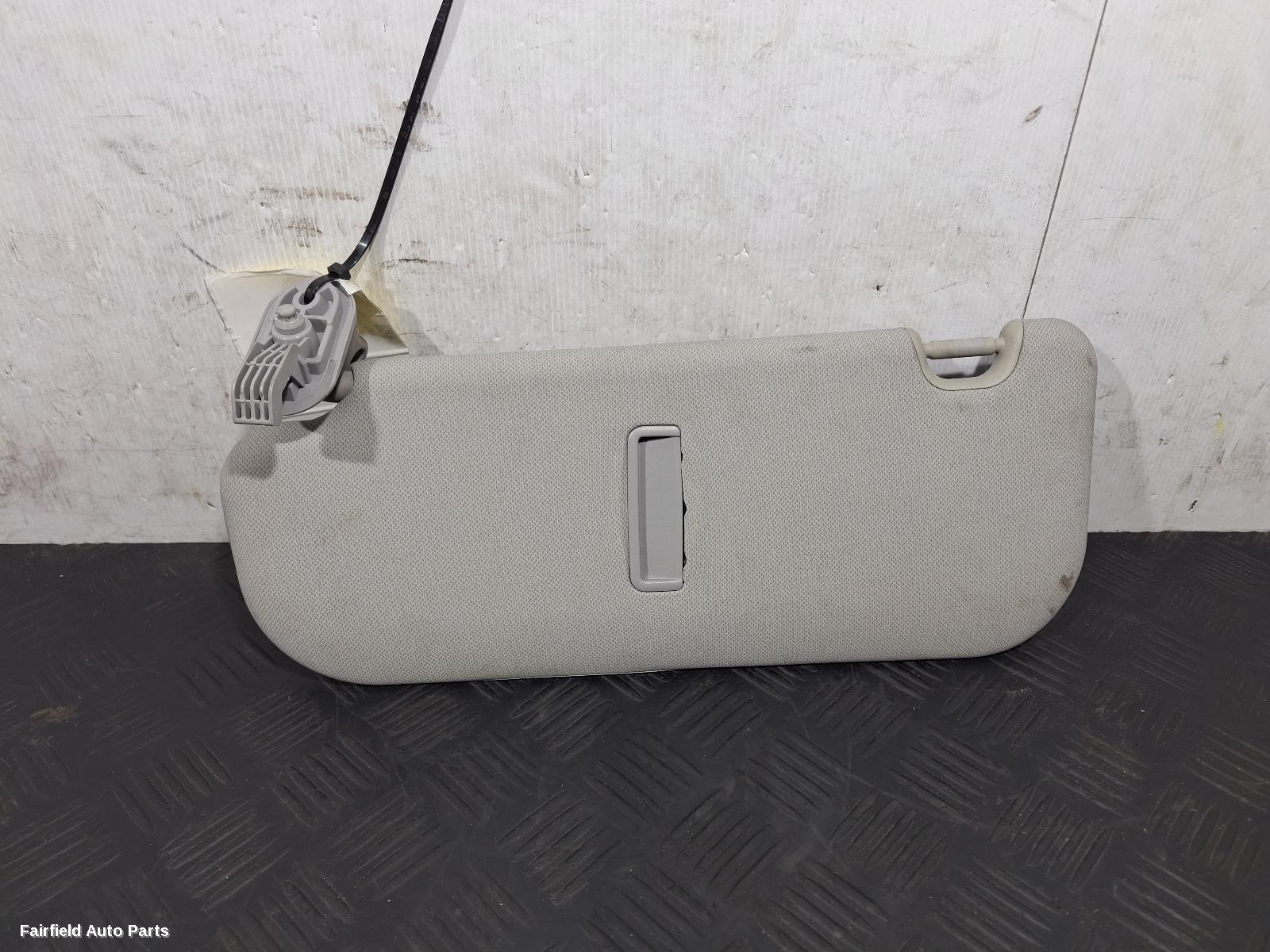 2012-2017 Hyundai I30 Sunvisor