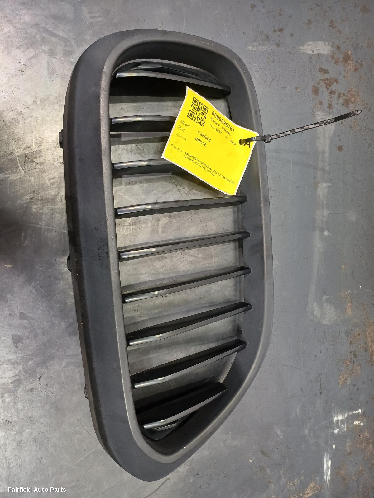 2017-2020 Bmw 5 Series Grille