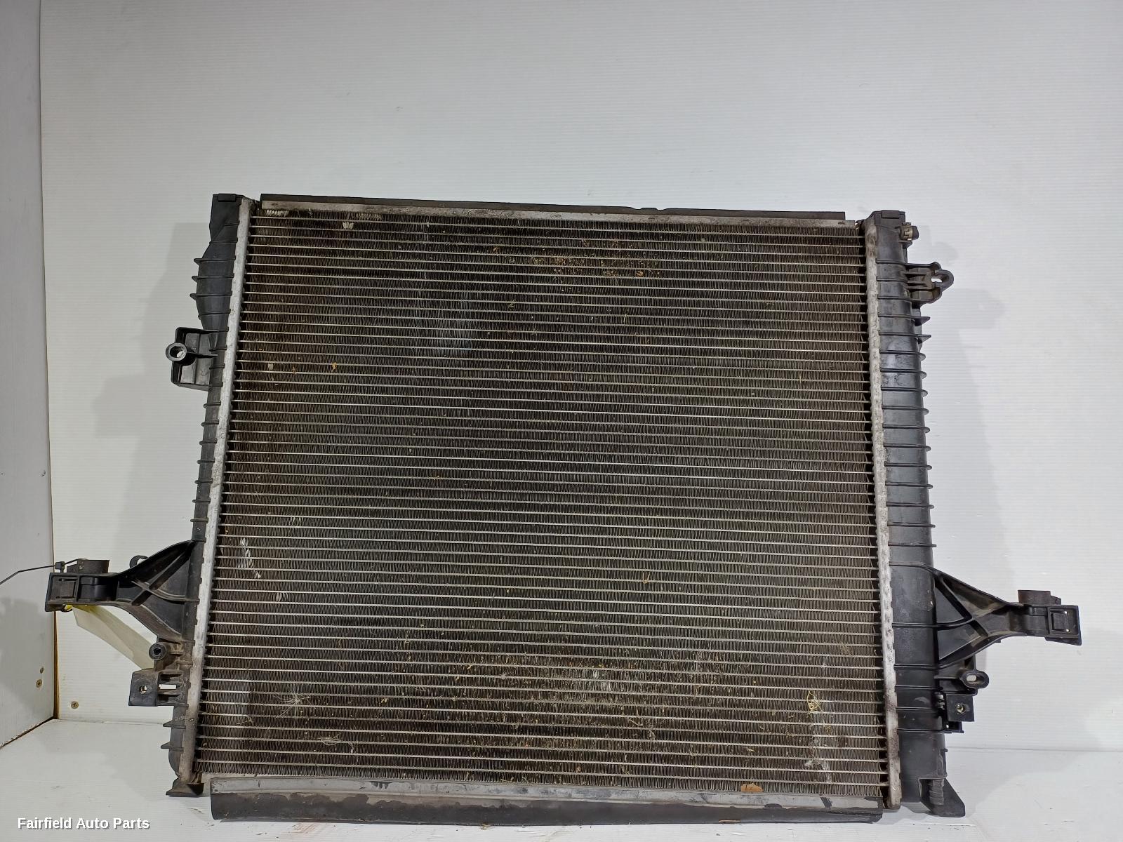 2006-2014 Volvo Xc90 Radiator