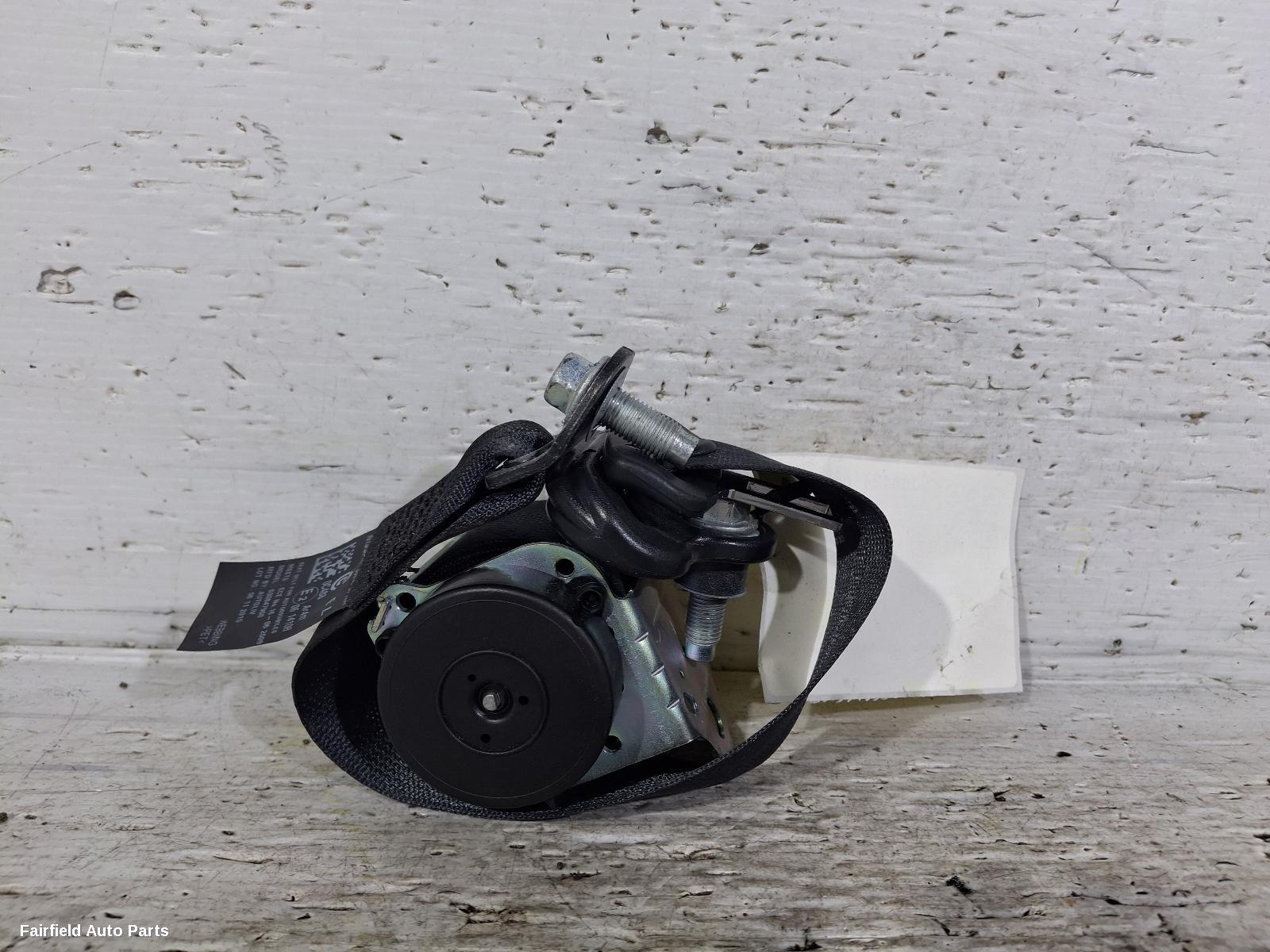 2010-2019 Nissan Juke Seatbelt Stalk