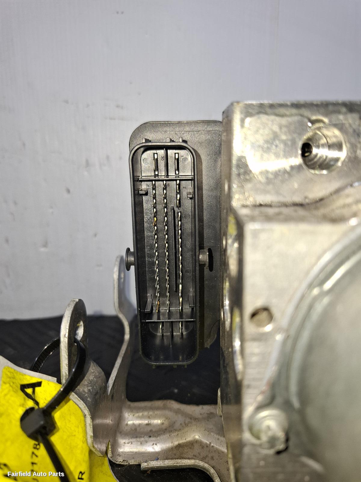 2015-2020 Audi Q7 Abs Pump Modulator