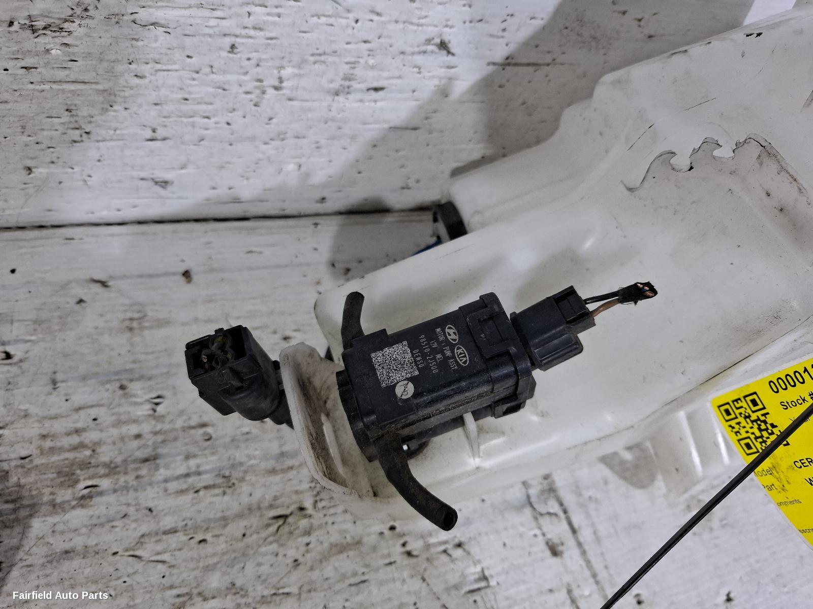 2016-2018 Kia Cerato Washer Bottle