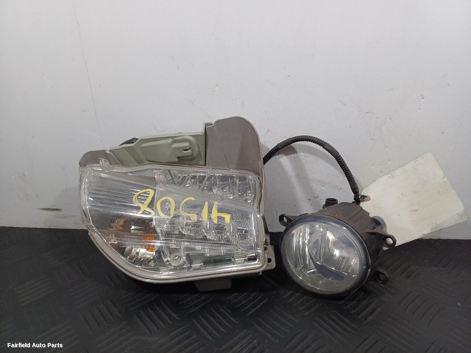 2012-2015 Toyota Prius Right Indicator Fog Side