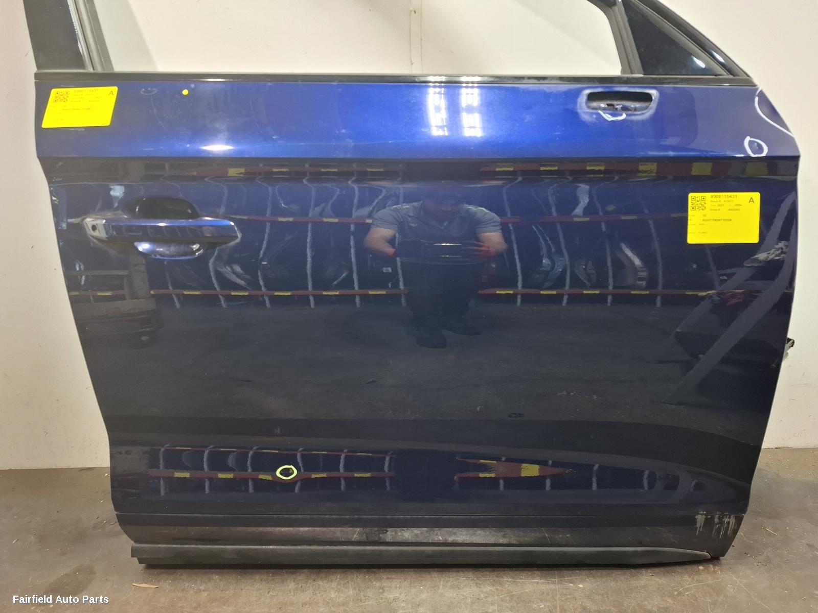 2020-2025 Audi Q5 Right Front Door