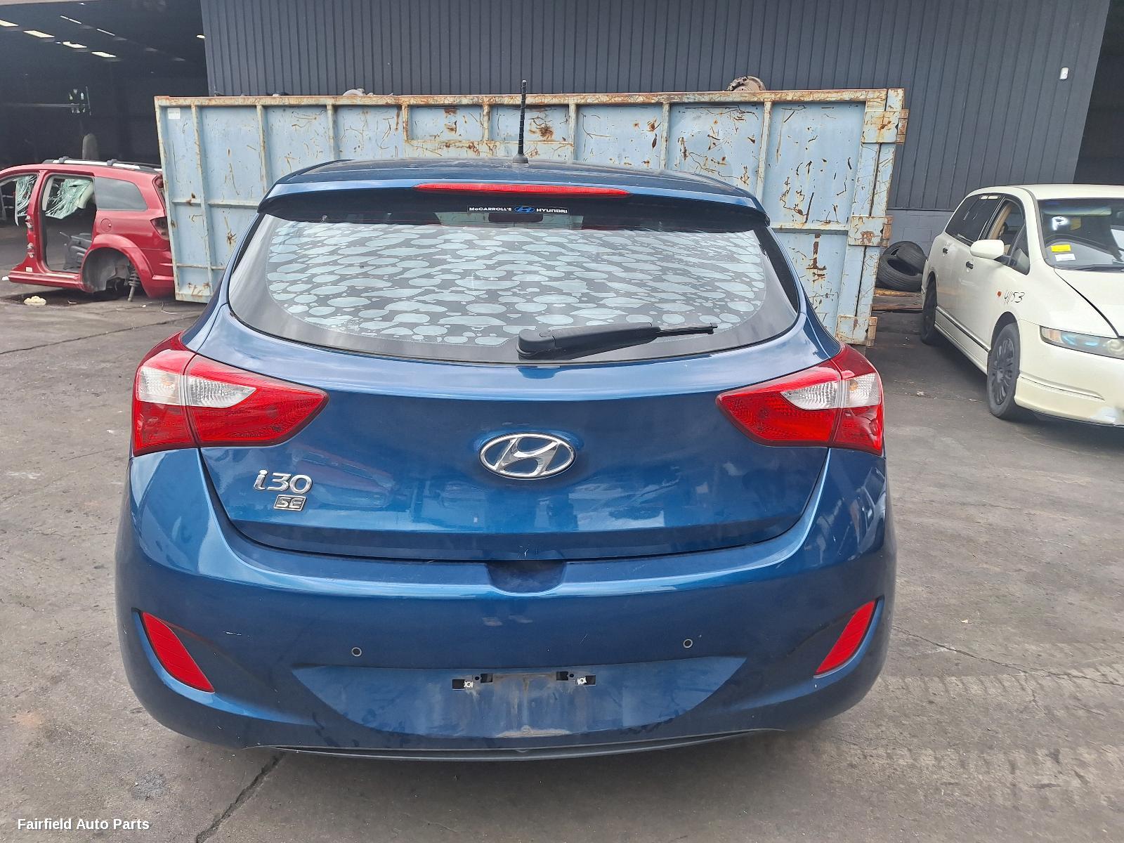 2012-2017 Hyundai I30 Right Front Window Reg Motor
