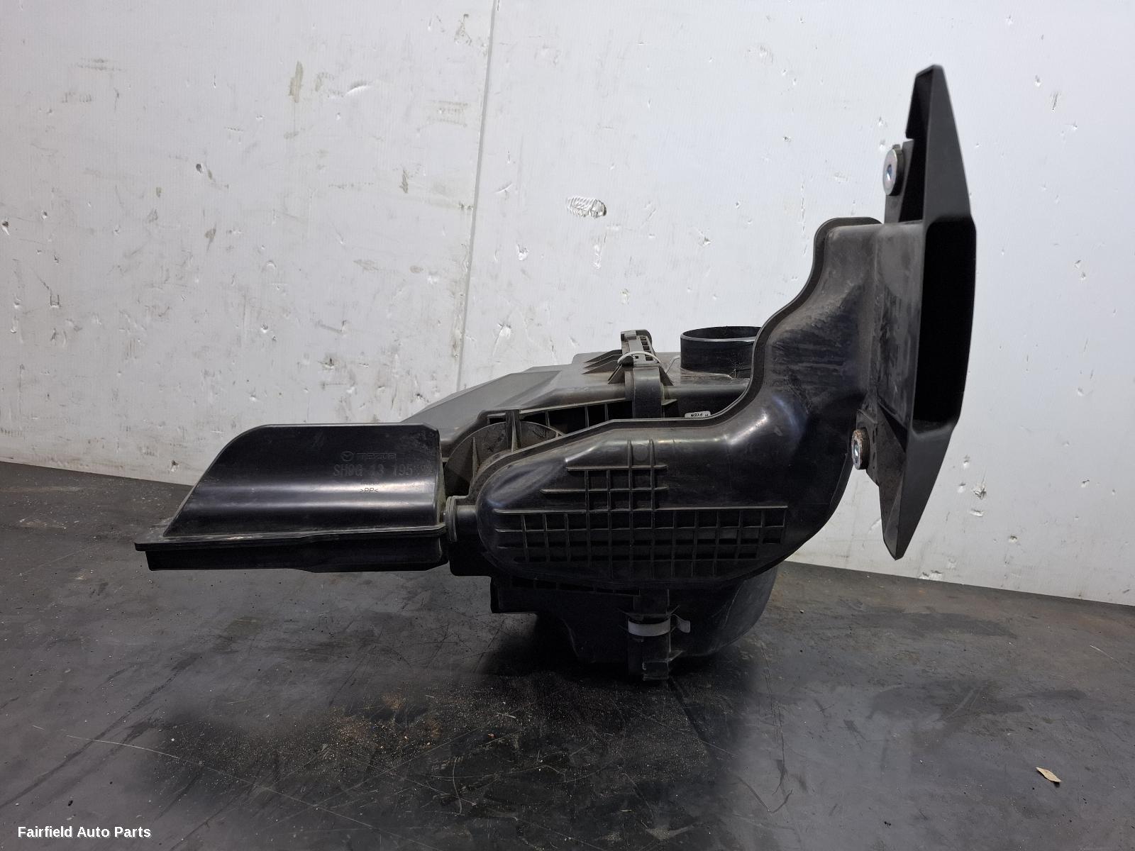 2018-2023 Mazda Cx8 Air Cleaner Box