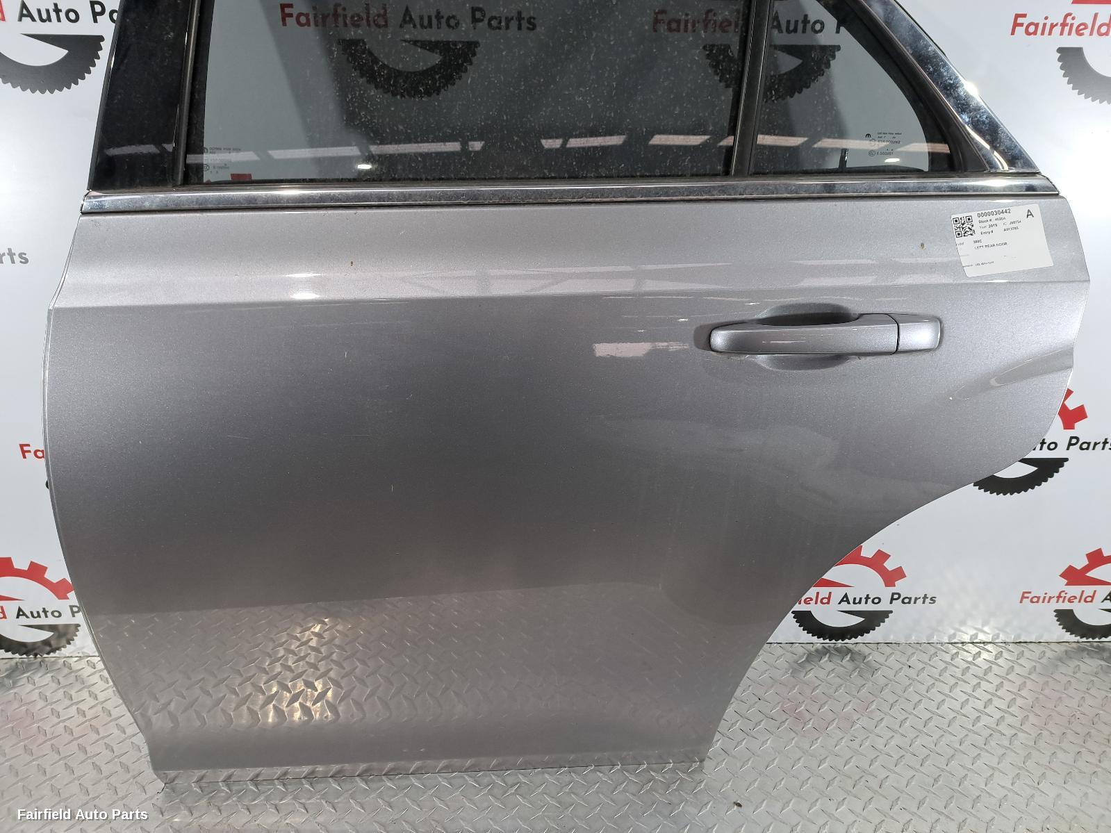 2011-2021 Chrysler 300c Left Rear Door Sliding