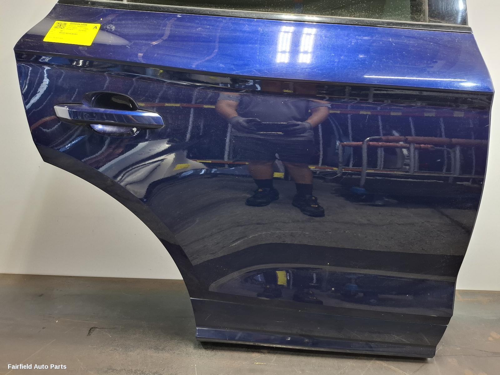 2017-2020 Audi Q5 Right Rear Door Sliding