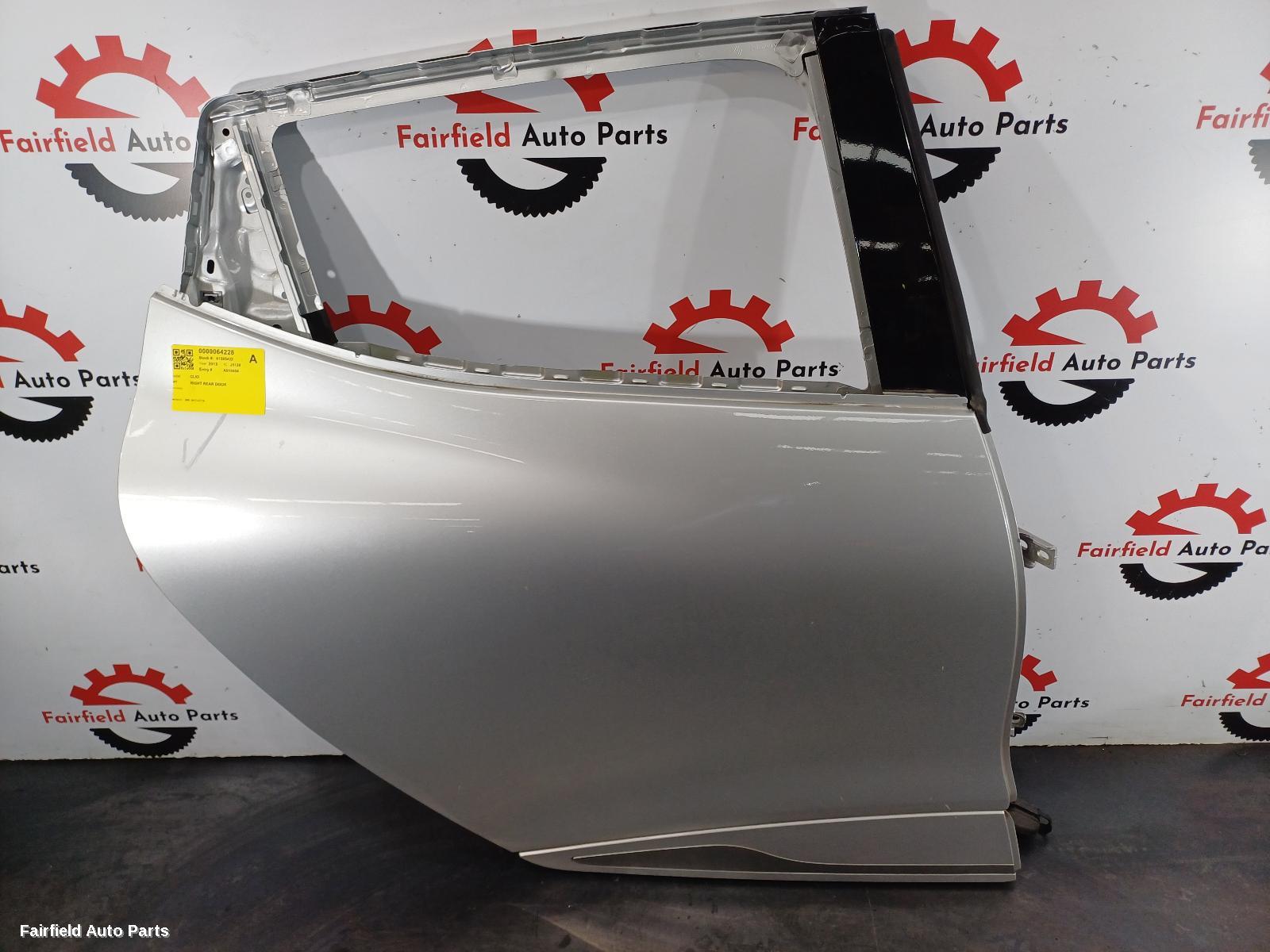 2013-2016 Renault Clio Right Rear Door Sliding