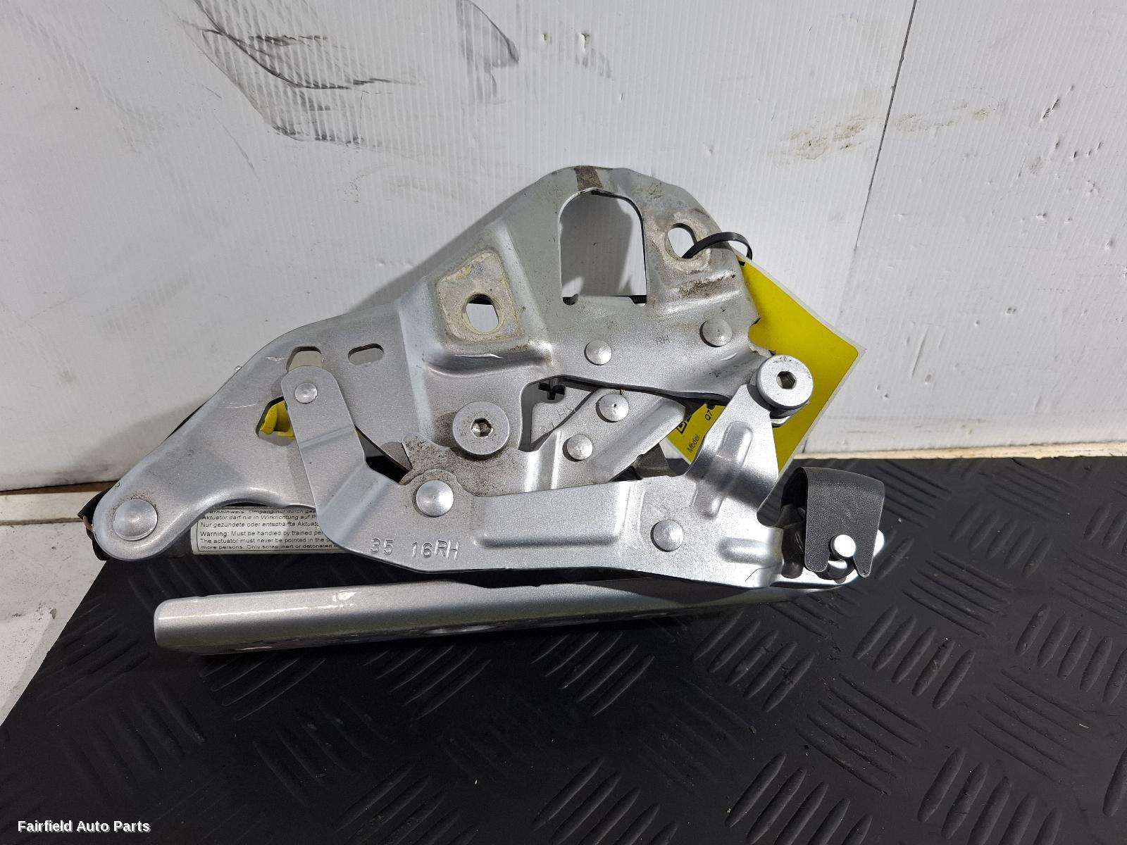 2015-2025 Audi Q7 Bonnet Hinge Strut