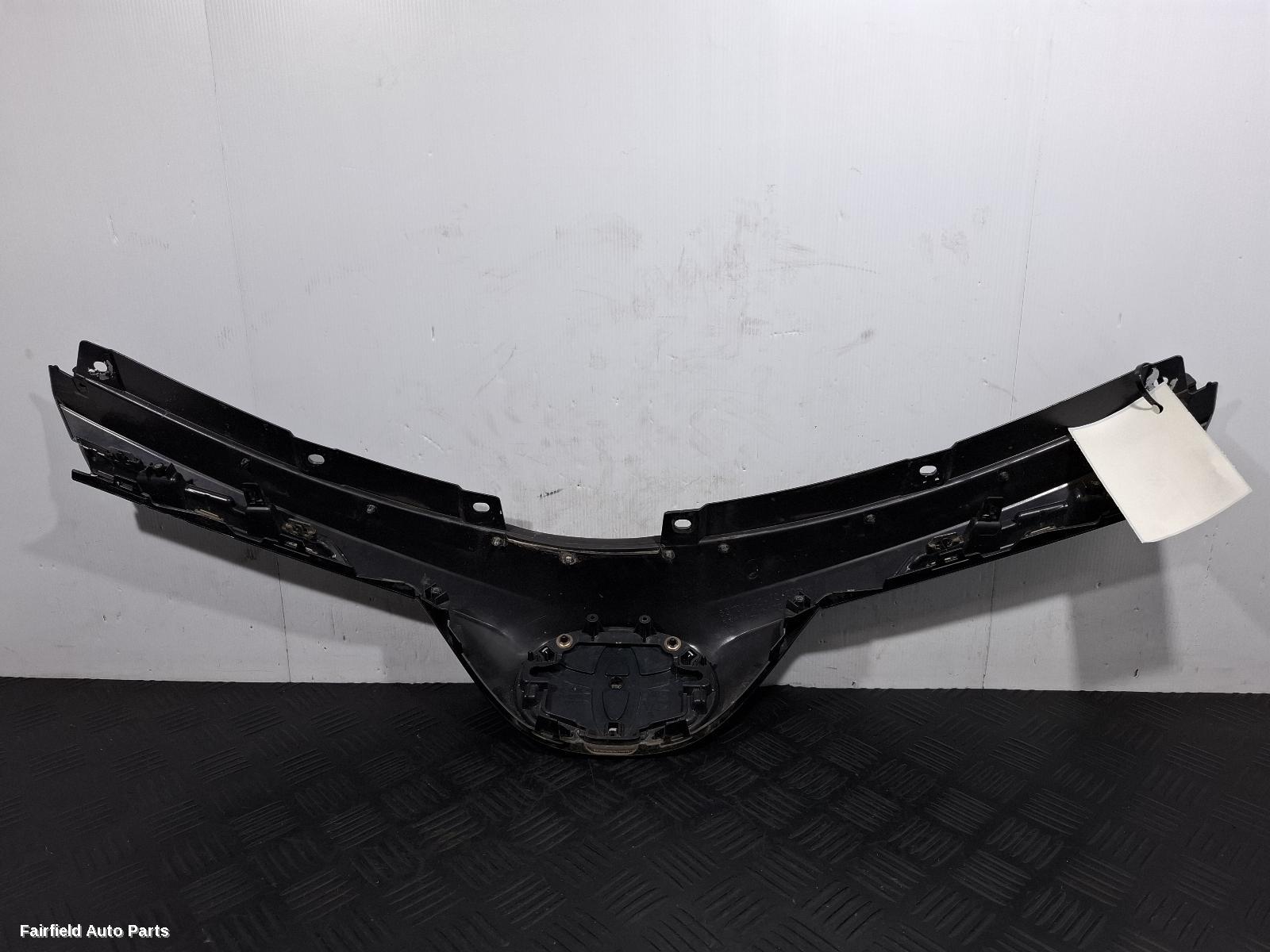 2015-2018 Toyota Rav4 Grille