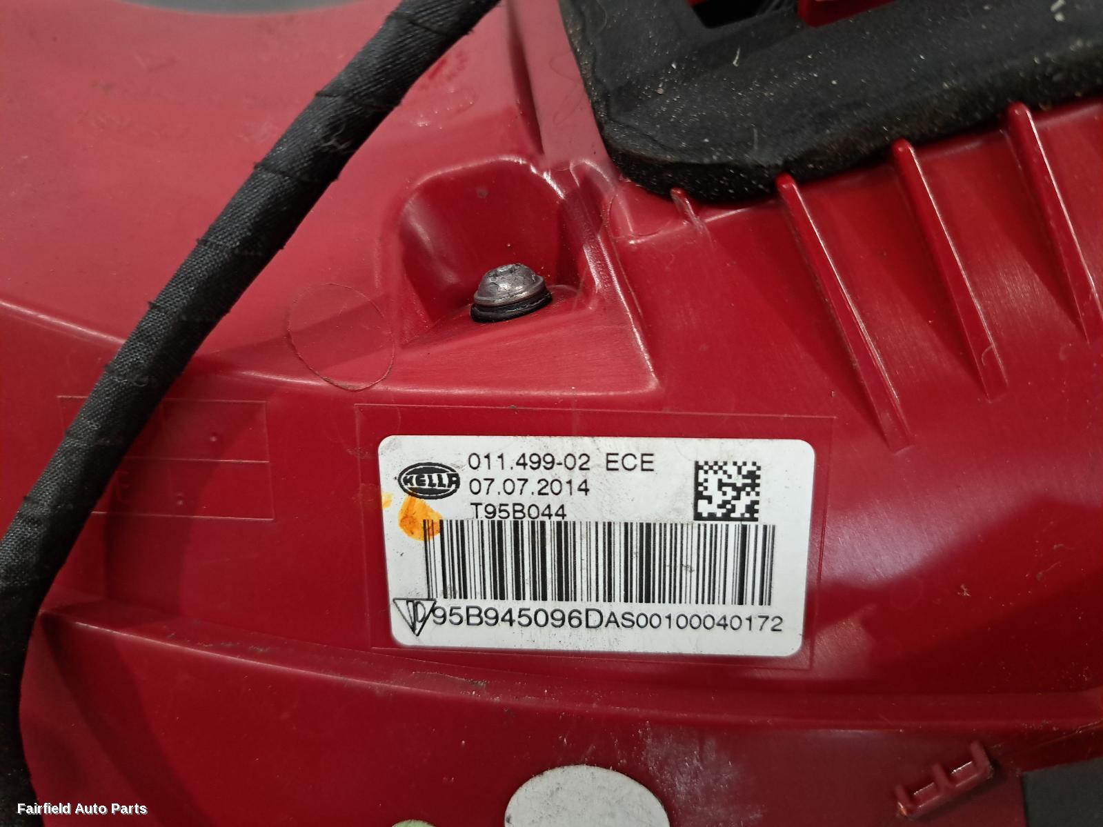 2014-2018 Porsche Macan Right Taillight