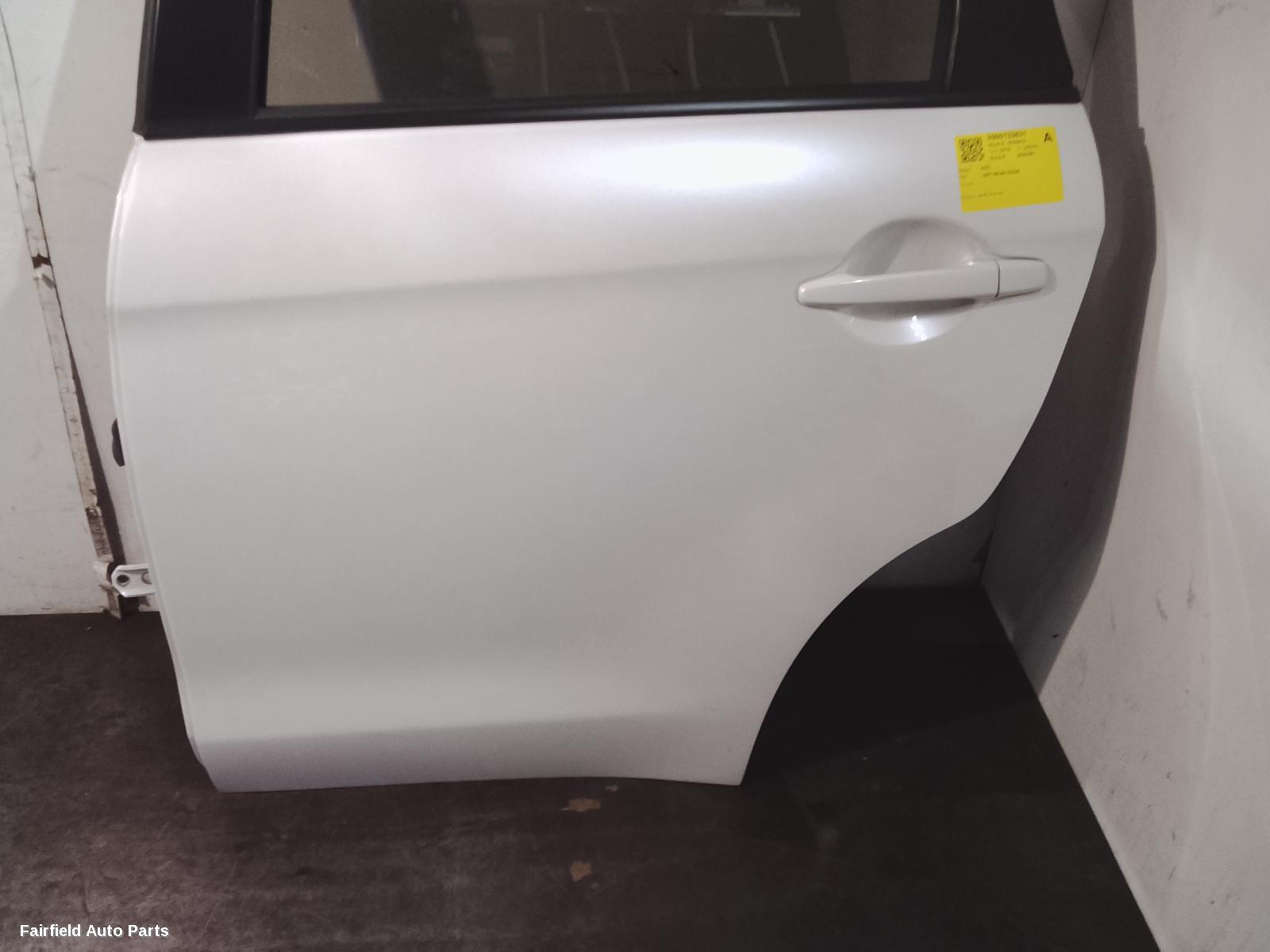 2018-2024 Mitsubishi Asx Left Rear Door Sliding