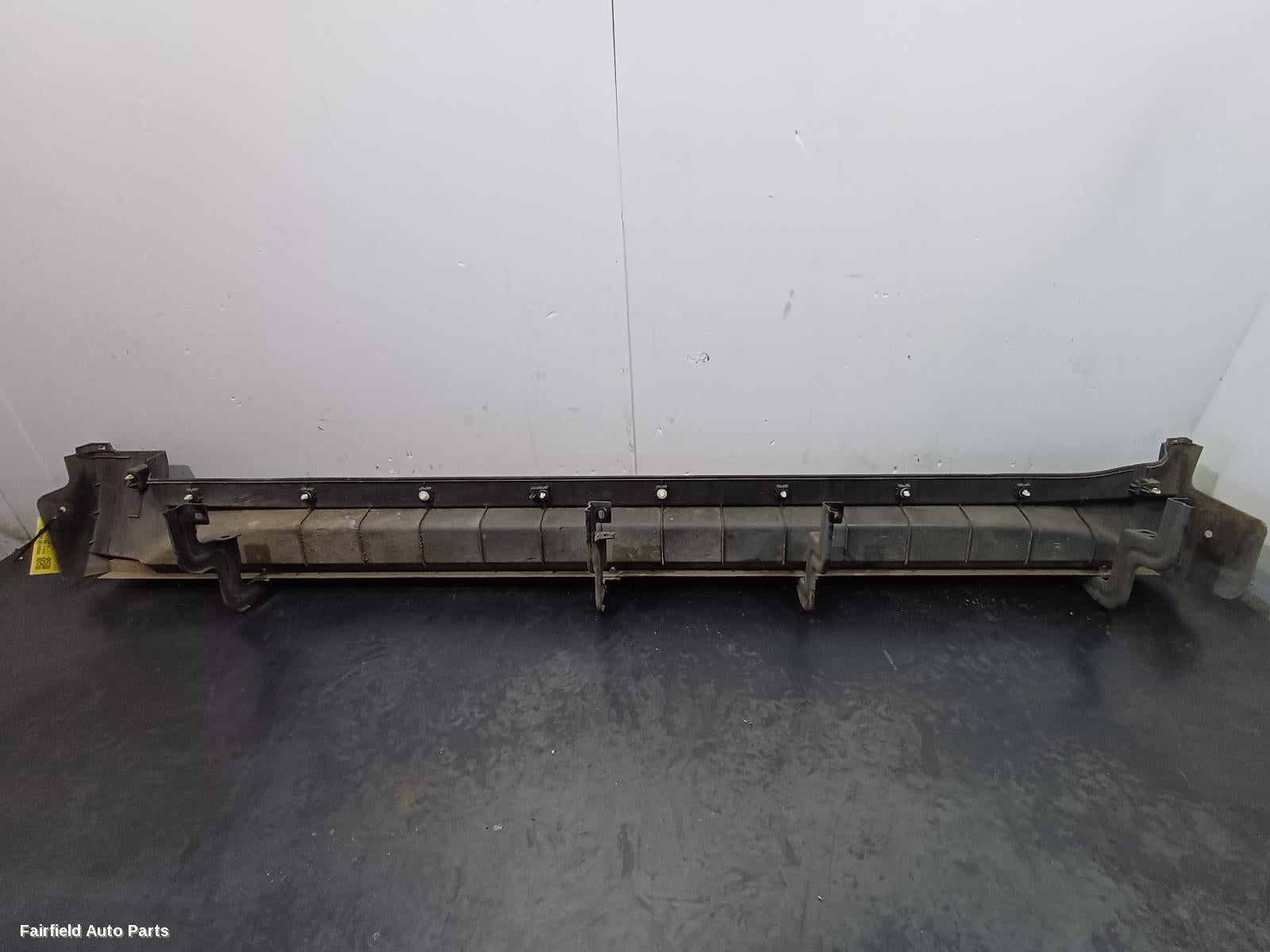 2017-2025 Ldv D90 Side Step Skirt