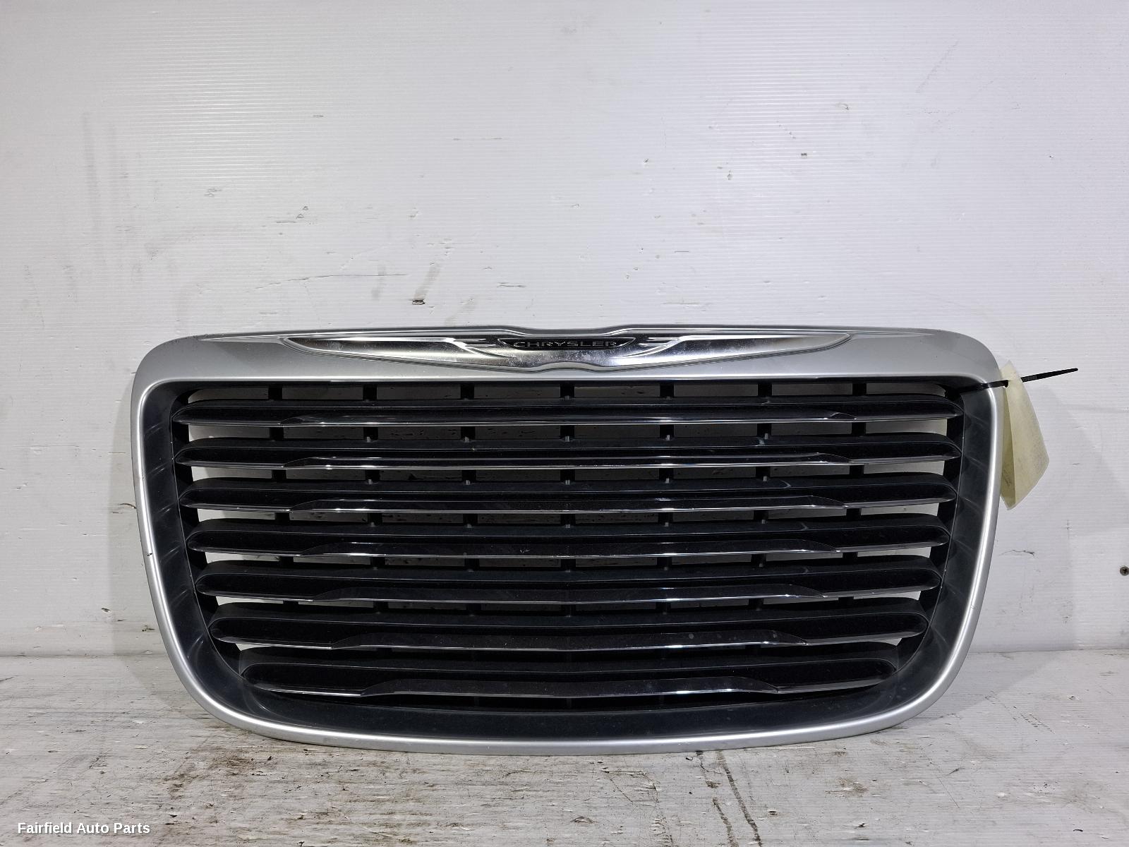 2011-2014 Chrysler 300c Grille