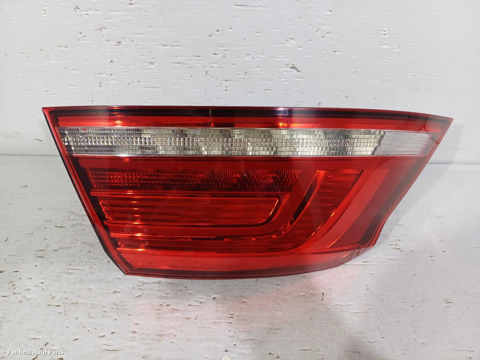 2015-2019 Volkswagen Passat Left Taillight