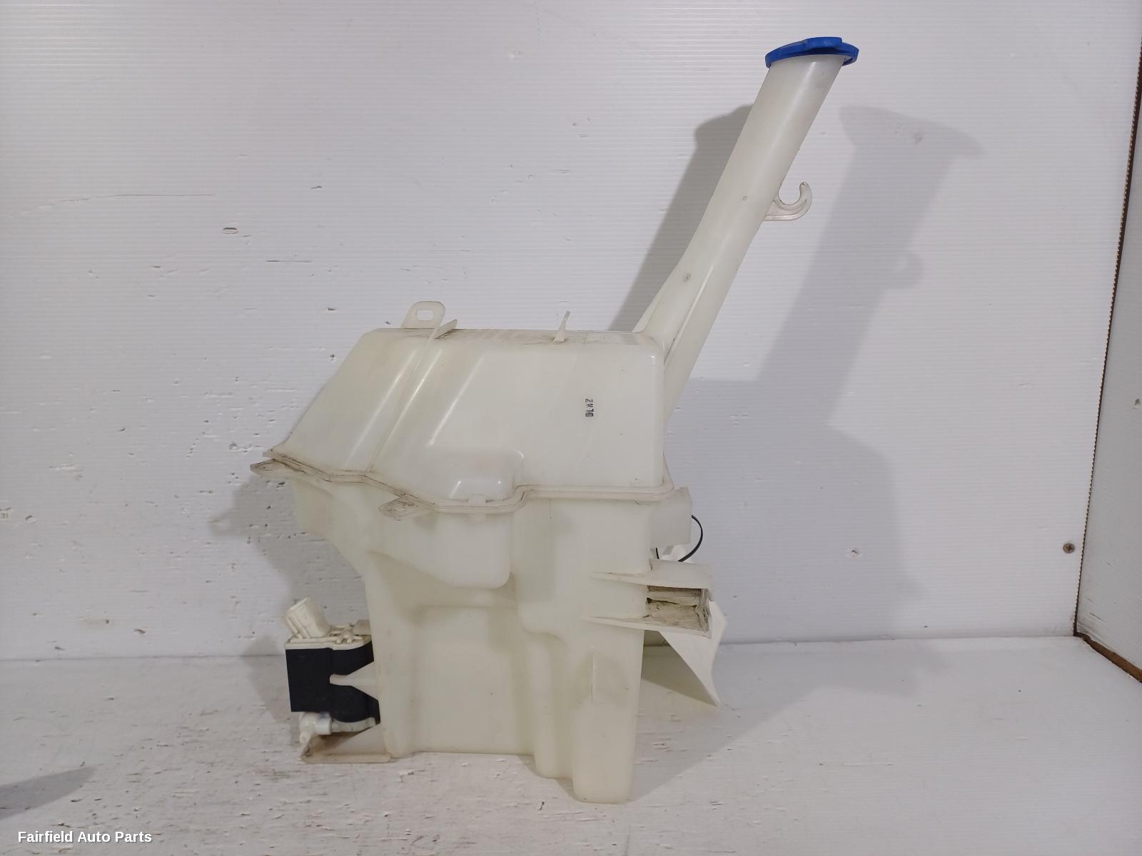 2011-2013 Hyundai Veloster Washer Bottle