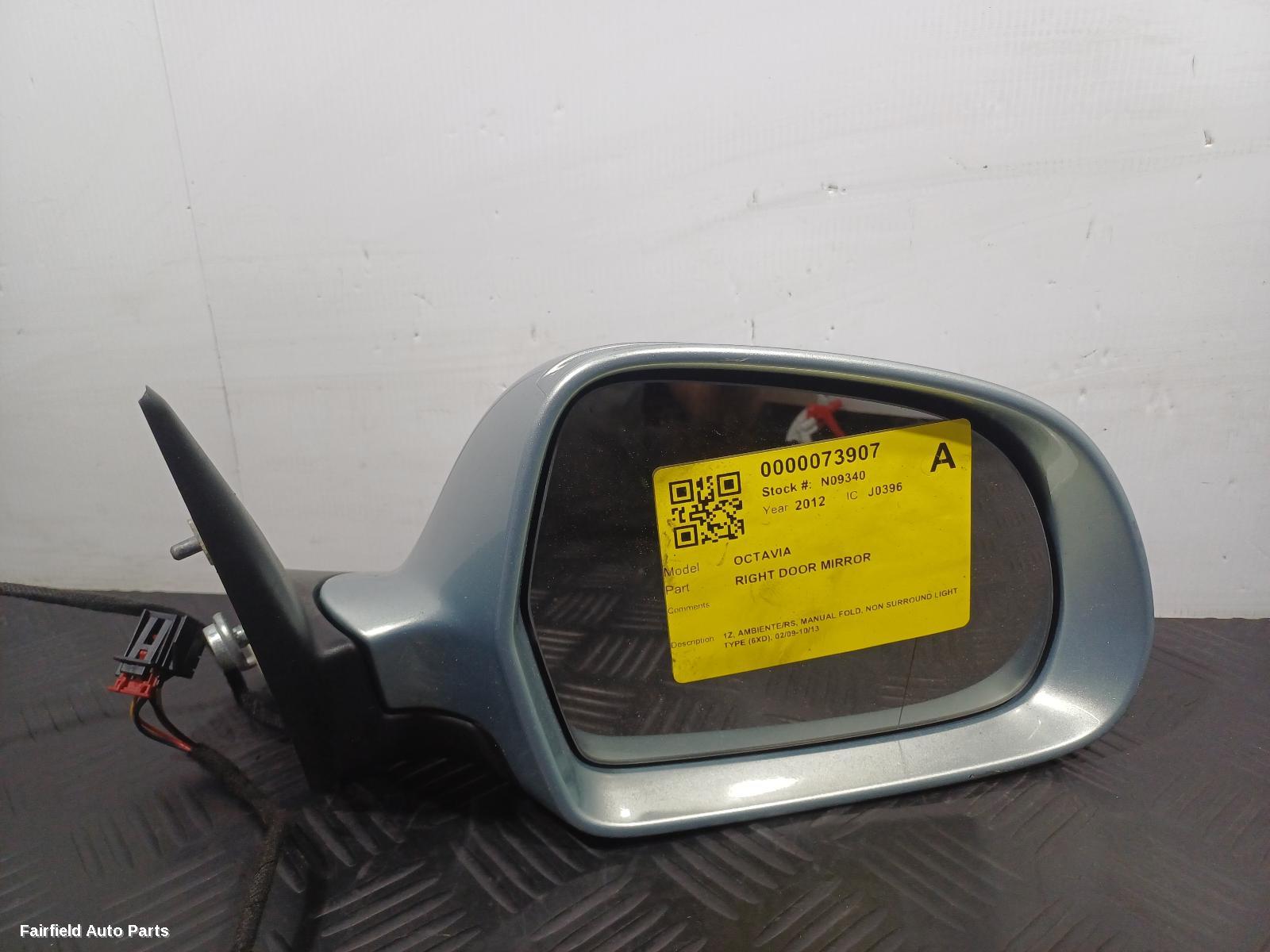 2009-2013 Skoda Octavia Right Door Mirror
