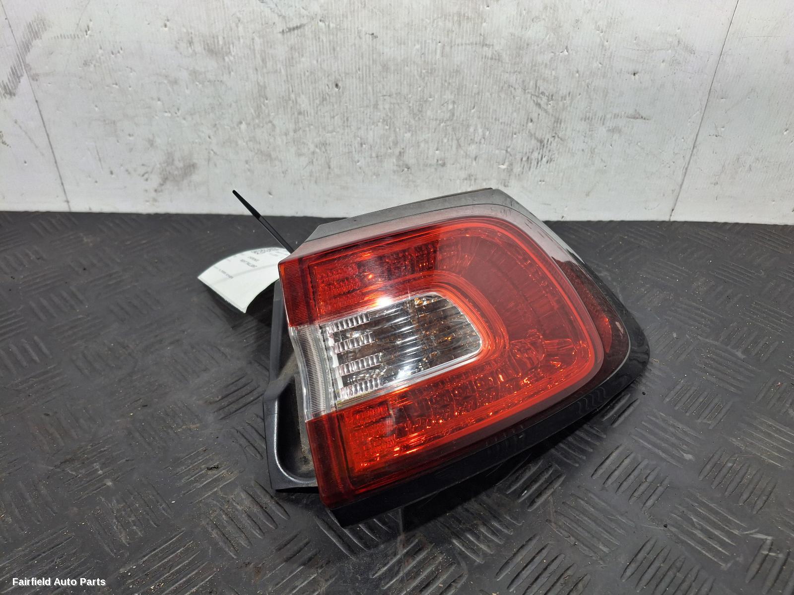 2014-2018 Jeep Cherokee Right Taillight