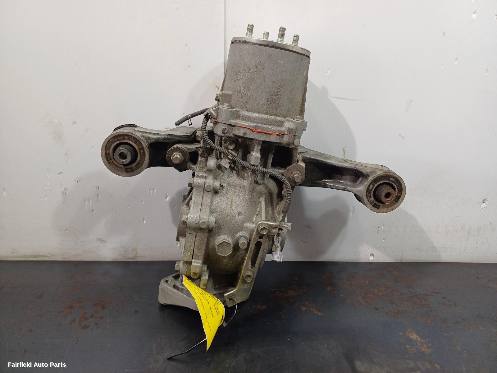 2013-2021 Toyota Kluger Differential Centre