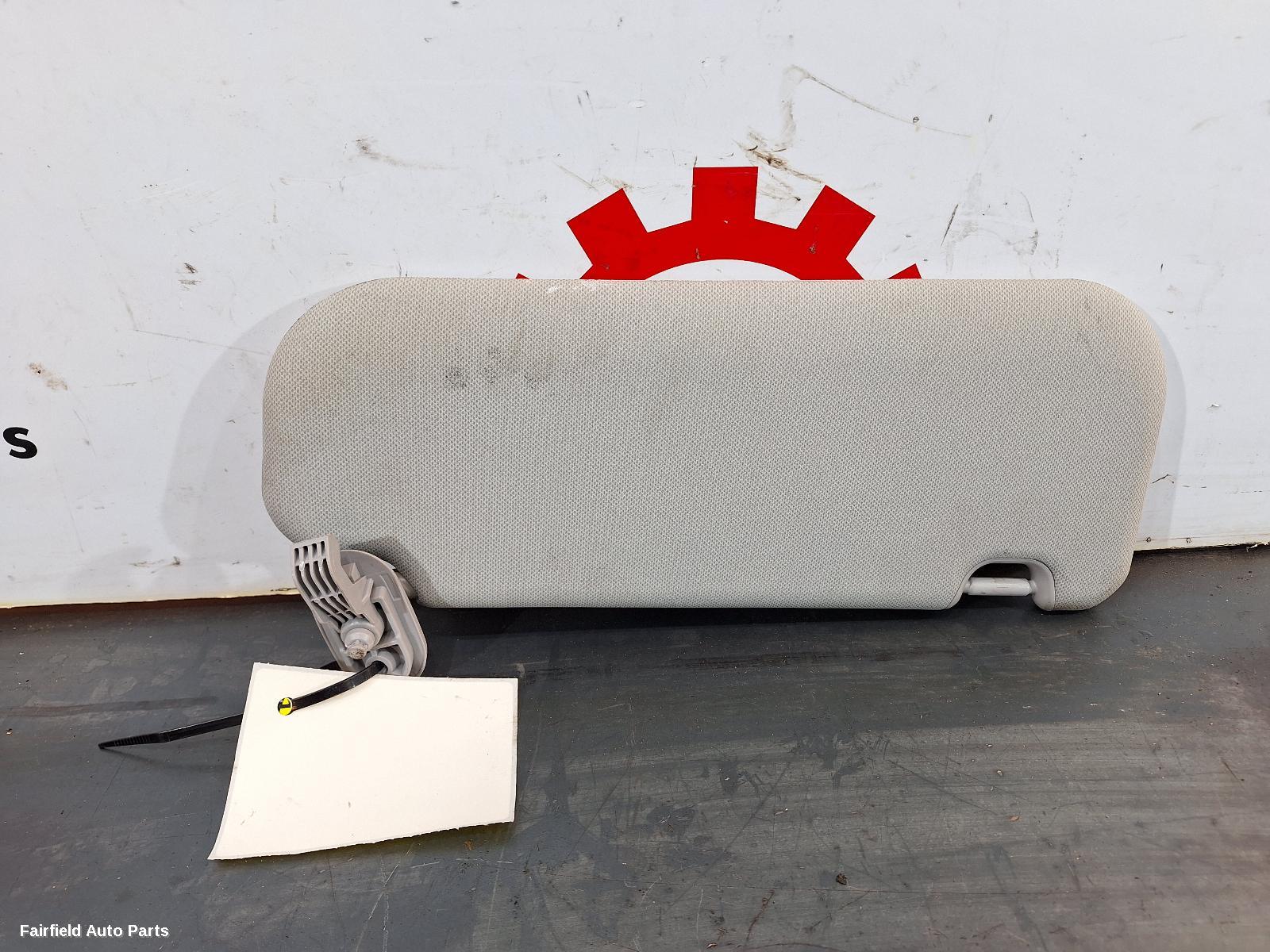 2012-2017 Hyundai I30 Sunvisor