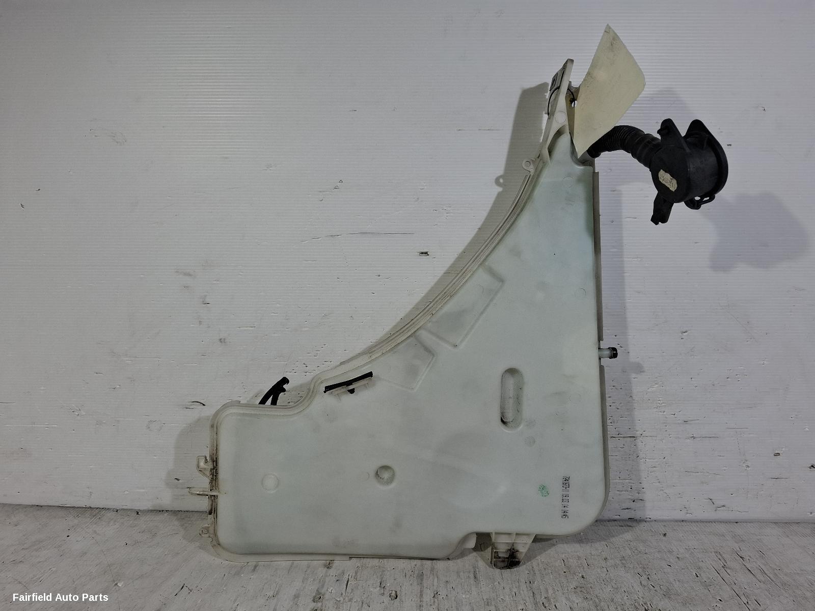 2011-2019 Bmw 1 Series Washer Bottle