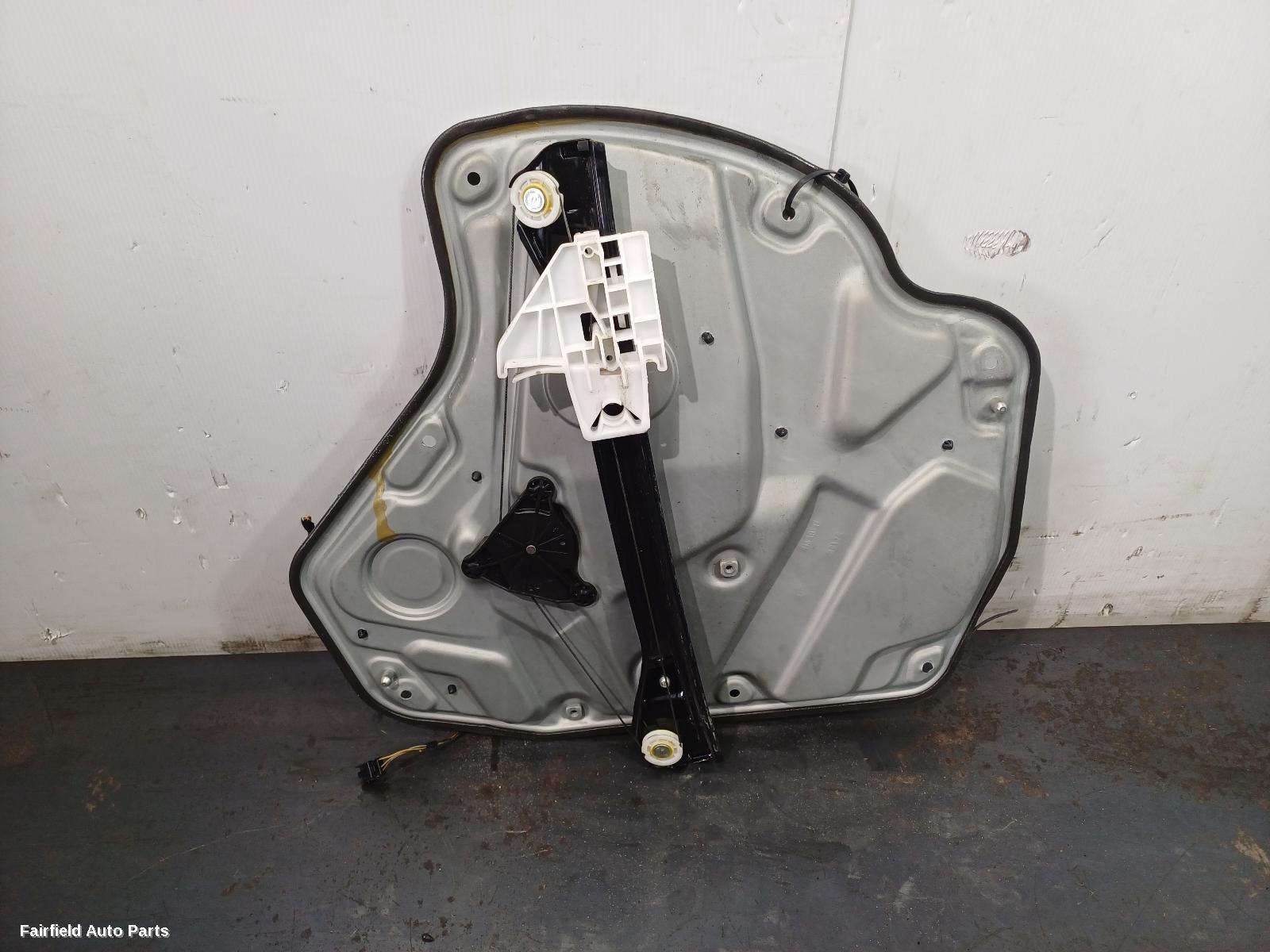 2004-2013 Skoda Octavia Right Rear Wnd Reg Motor