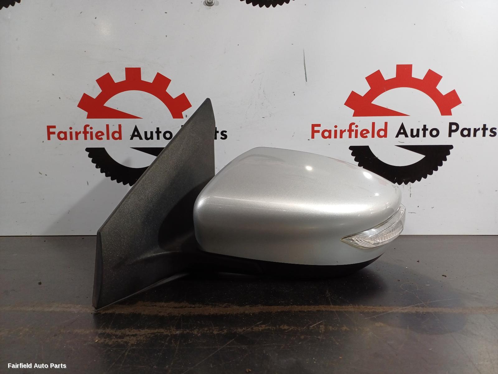 2012-2017 Nissan Pulsar Left Door Mirror