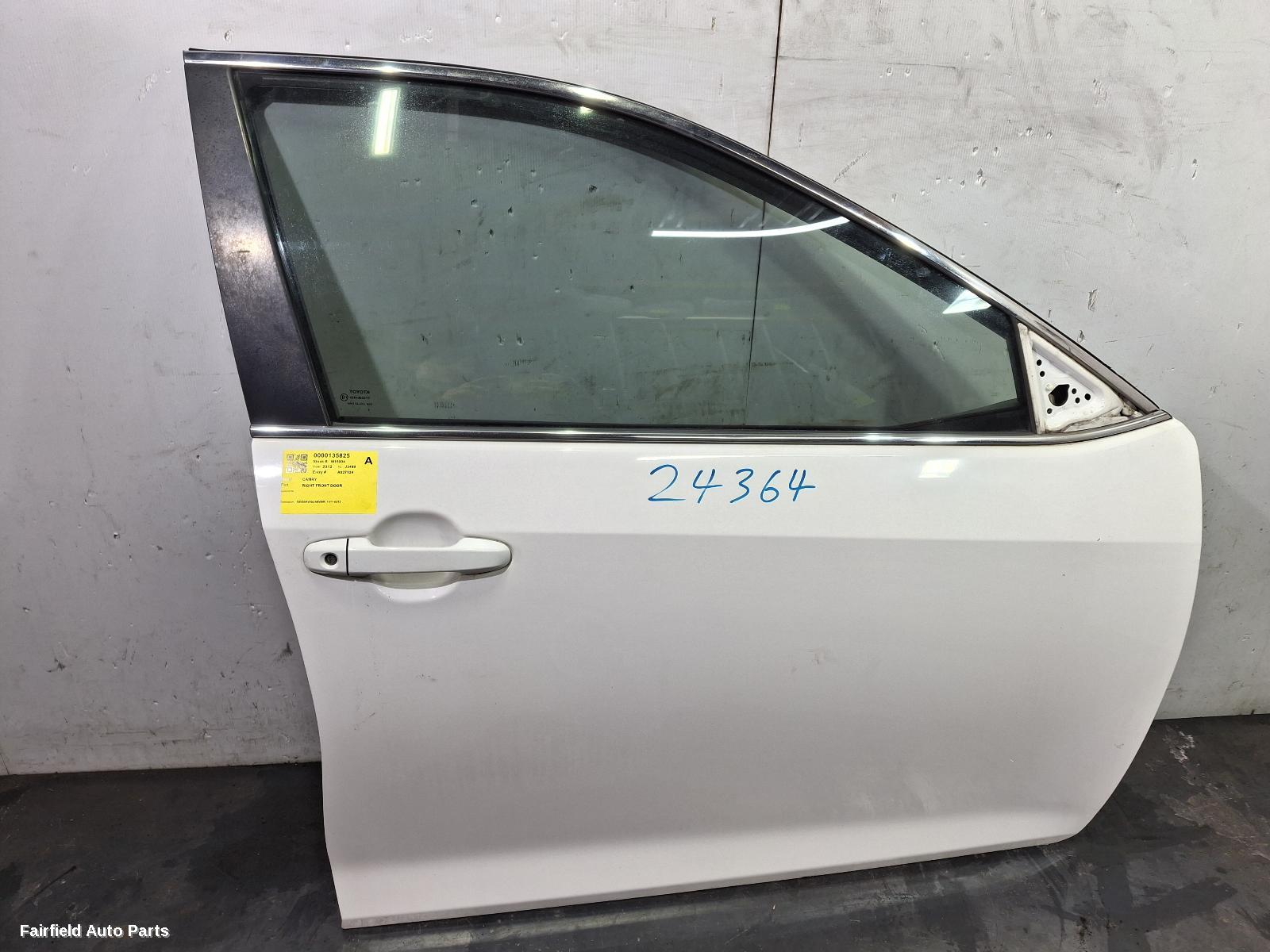 2011-2015 Toyota Camry Right Front Door