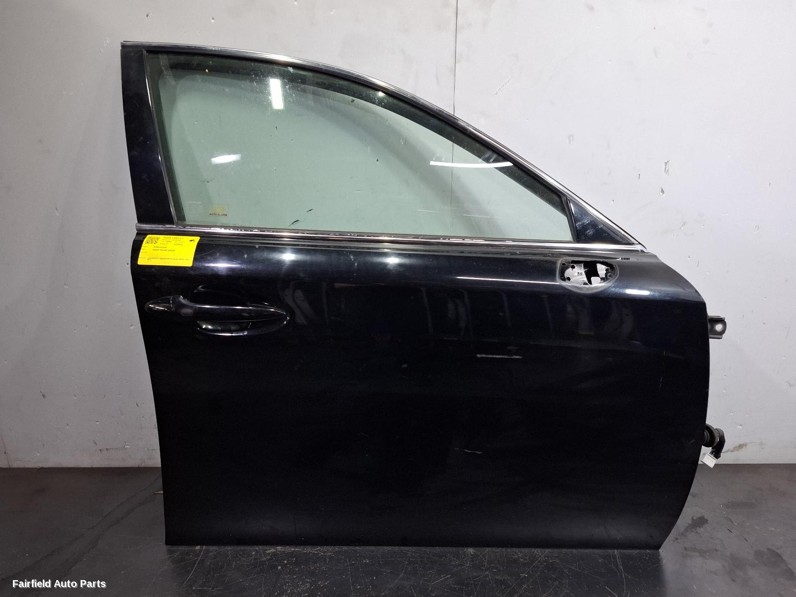2005-2013 Lexus Is250/is250c Right Front Door