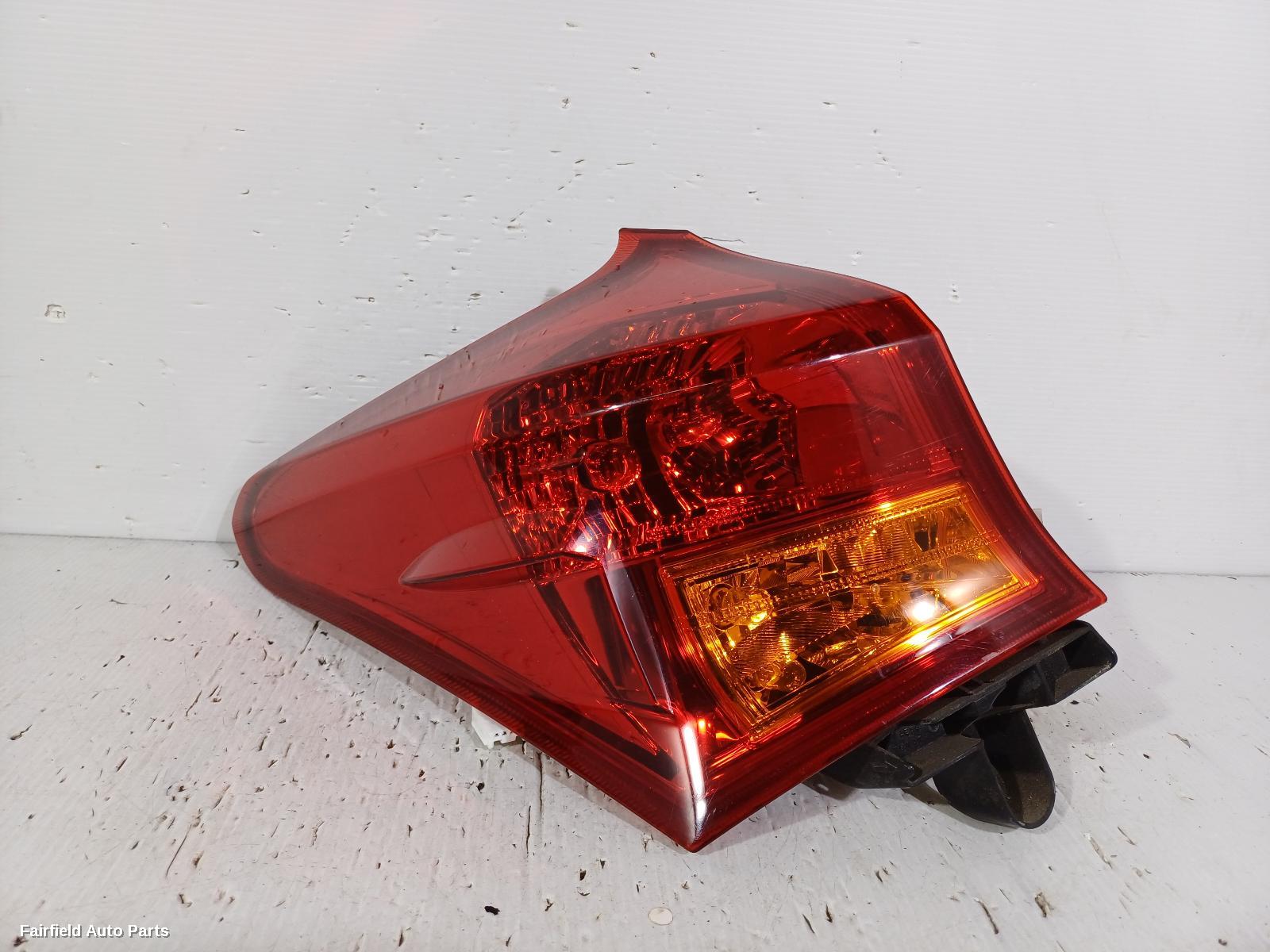 2012-2015 Toyota Corolla Left Taillight