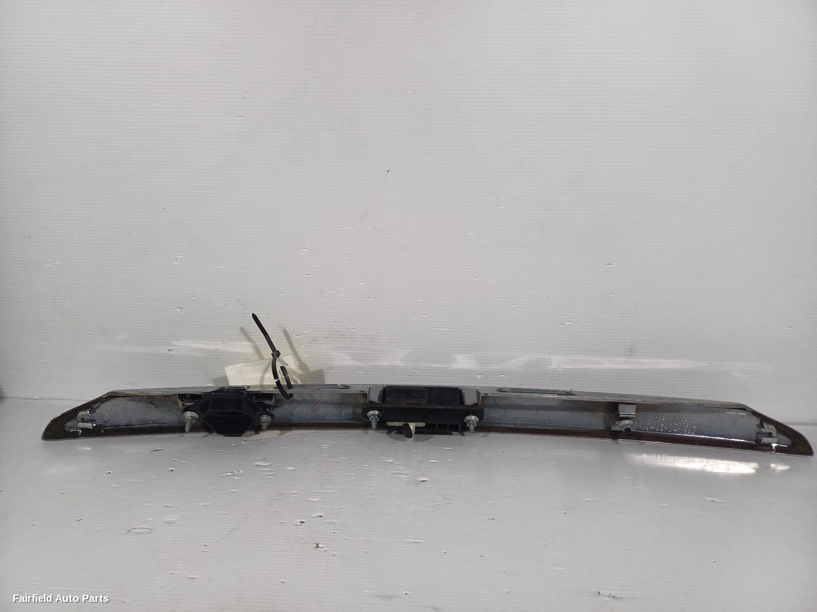 2006-2016 Toyota Yaris Rear Garnish