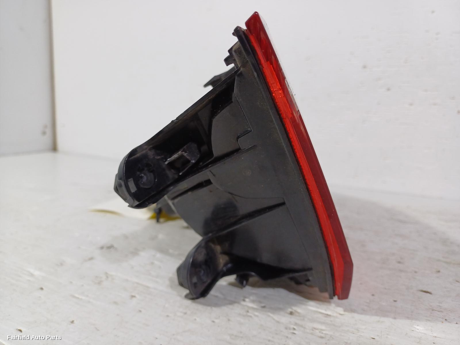 2015-2019 Volkswagen Passat Left Taillight